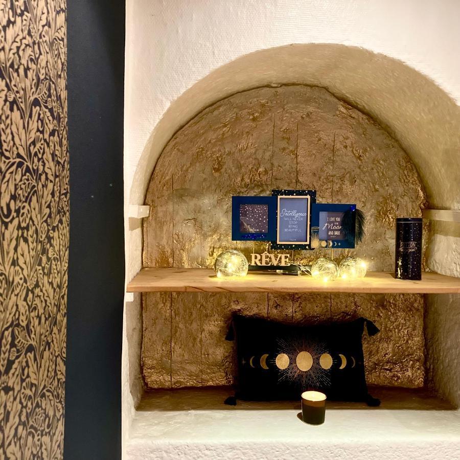 SUITE KASSIOPEE, romantisme, balnéo, sauna Quimperlé Extérieur photo